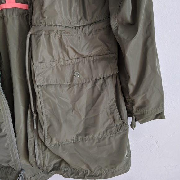 🌿MOUNTAIN HARDWEAR JACKET🌿 - Picture 7 of 11